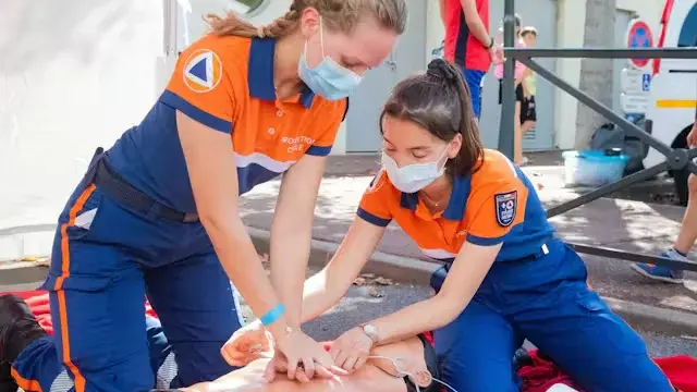 Akut Behandling-kursus med SATS og FFF