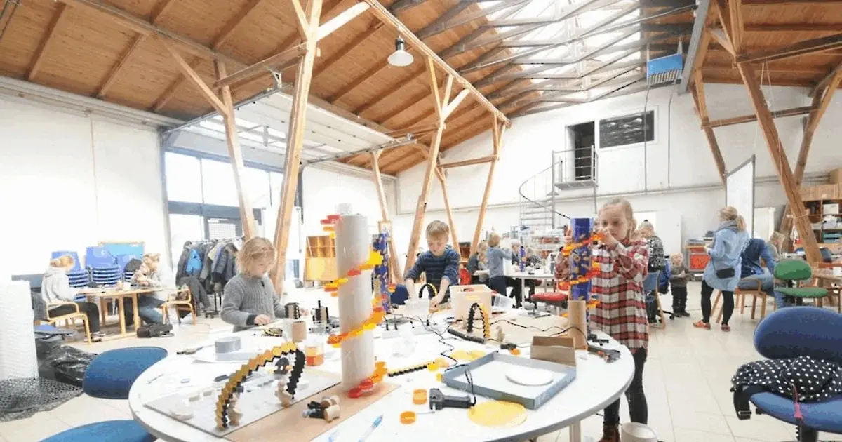 Familielørdag hos ReMida Odense