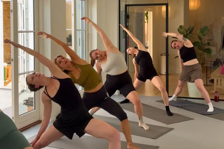 After Hours Yoga (english) // AURAS Bevægelsesstudio