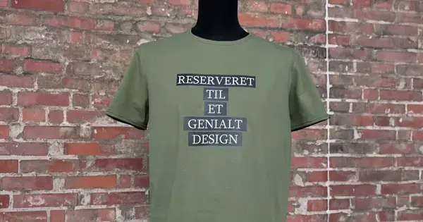 Sy din egen herre-t-shirt med print