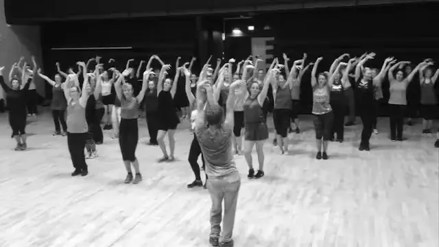 FREE YOUR FEET – Danseclasss med Peter Friis