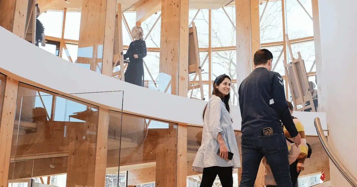 Eventyrbilleder – En kreativ kunstdag for årskortholdere