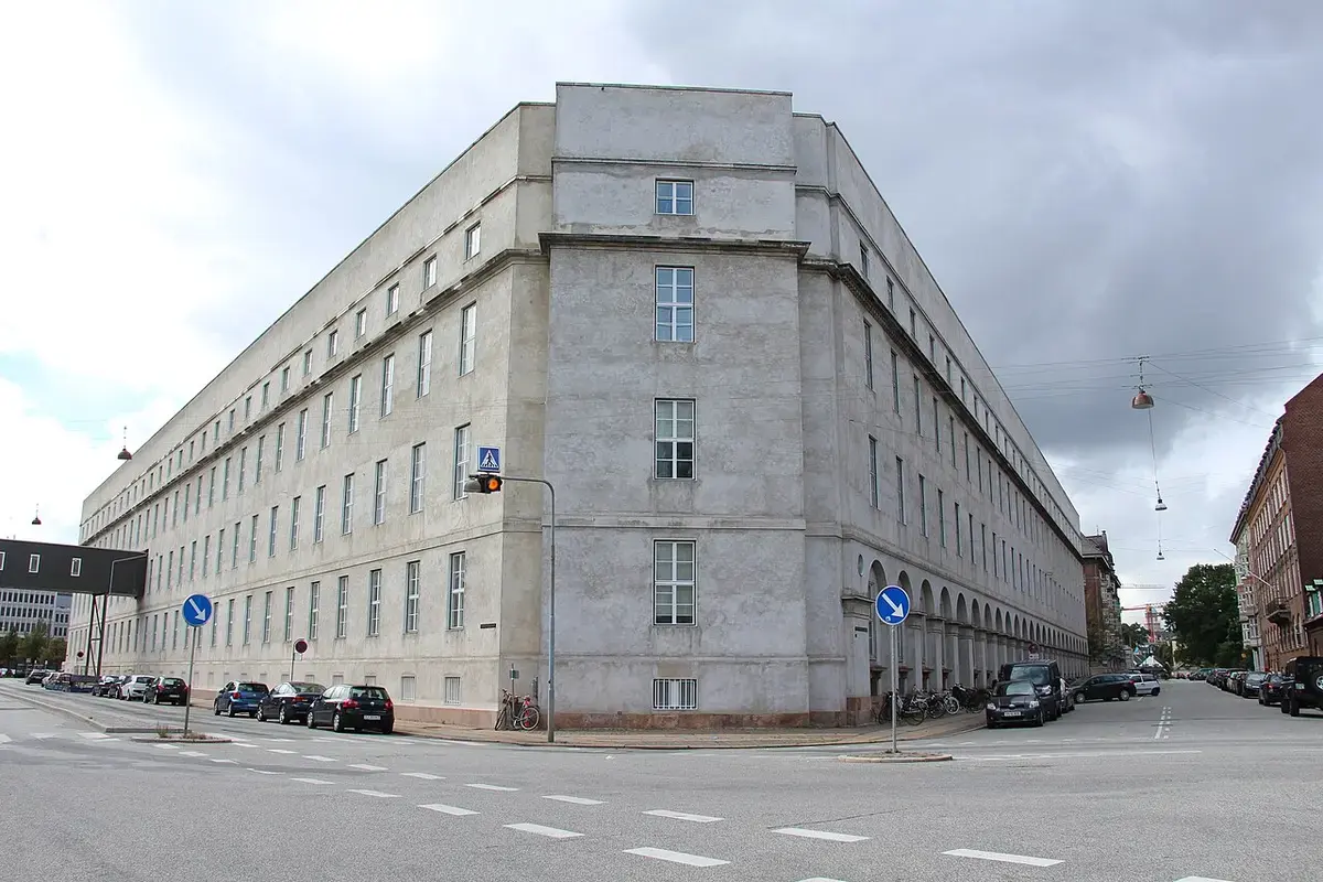 Copenhagen Police Headquarters - corner.jpg